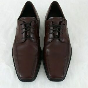 Ecco Brown Leather Oxfords with Square Toe